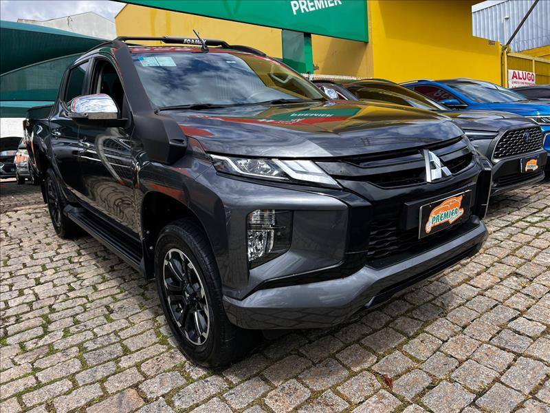 MITSUBISHI  L200 TRITON   2.4 16V Turbo Sport HPE CD 4X4 