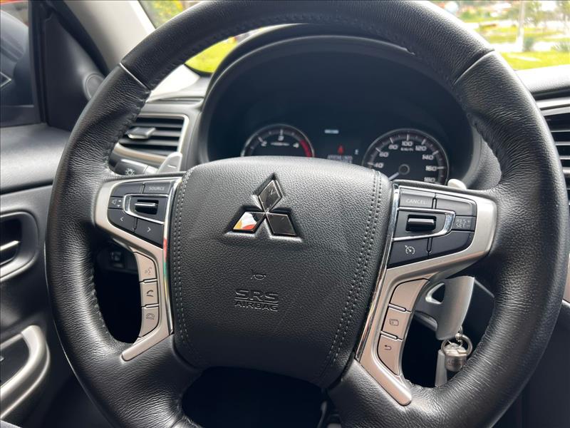 MITSUBISHI  L200 TRITON   2.4 16V Turbo Sport HPE CD 4X4 