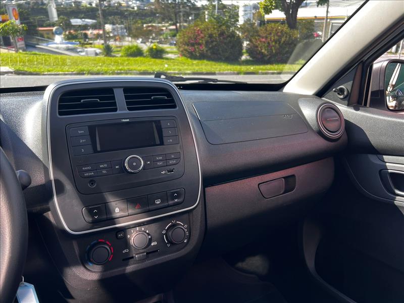 RENAULT  KWID   1.0 12V SCE ZEN 