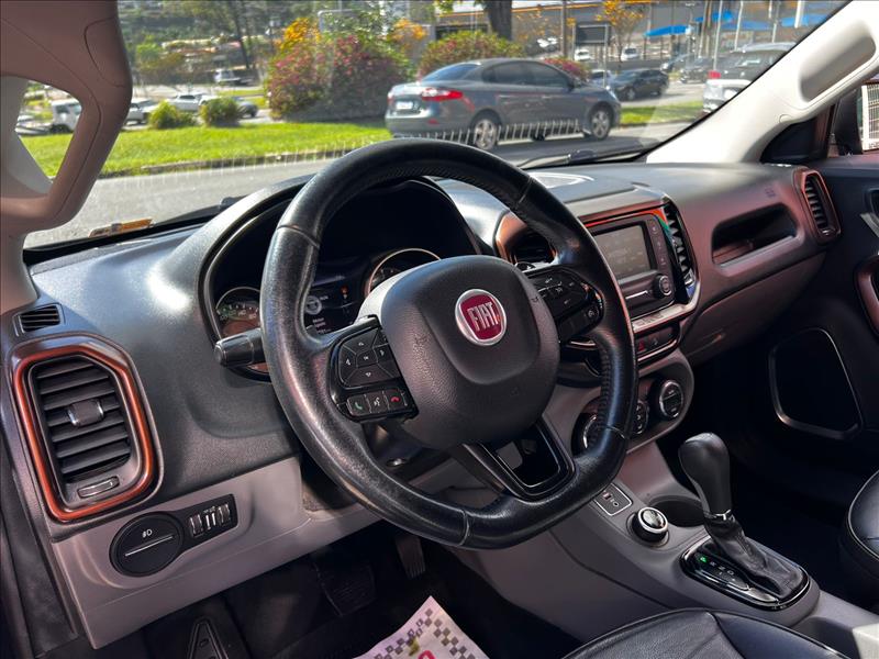 FIAT  TORO   2.0 16V Turbo Volcano 4WD AT9 