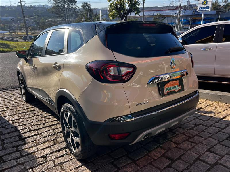 RENAULT  CAPTUR   1.6 16V SCE Intense 