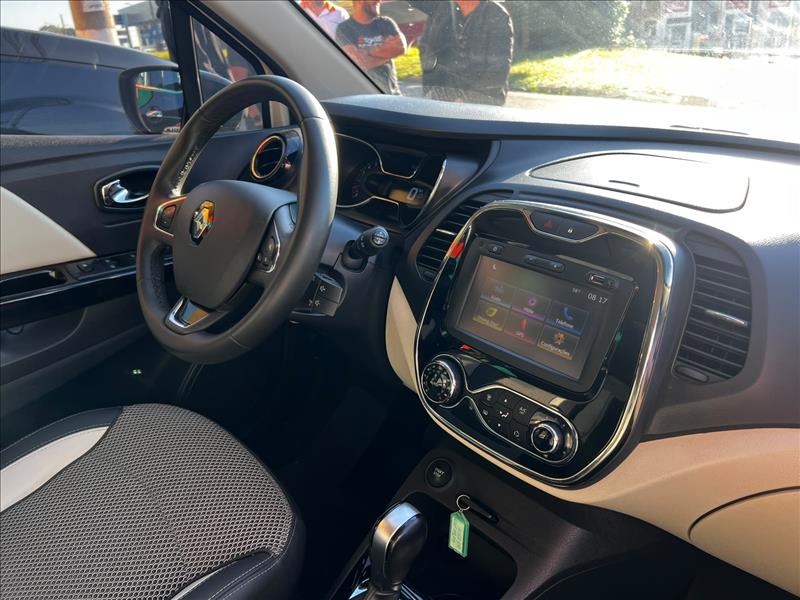 RENAULT  CAPTUR   1.6 16V SCE Intense 