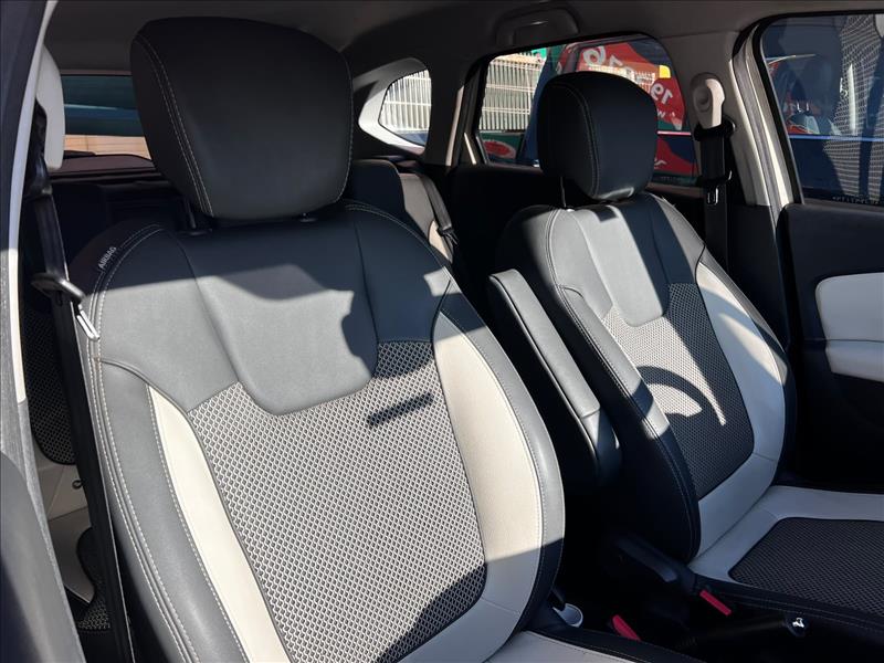 RENAULT  CAPTUR   1.6 16V SCE Intense 