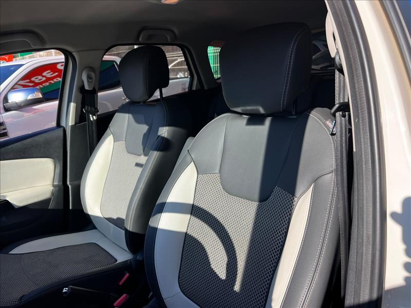 RENAULT  CAPTUR   1.6 16V SCE Intense 