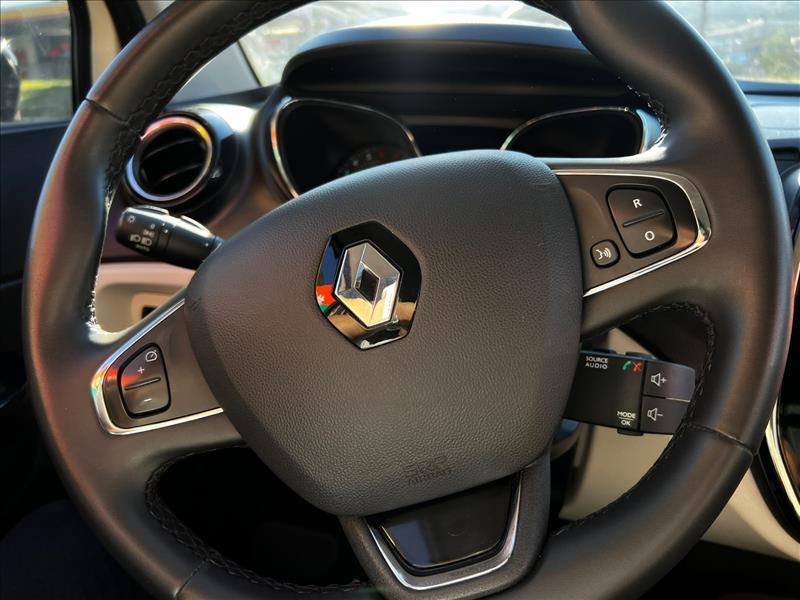 RENAULT  CAPTUR   1.6 16V SCE Intense 