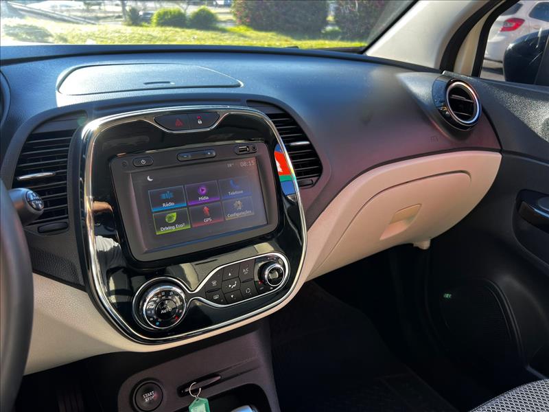 RENAULT  CAPTUR   1.6 16V SCE Intense 
