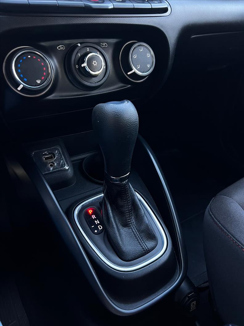 FIAT  ARGO   1.8 E.torq HGT 