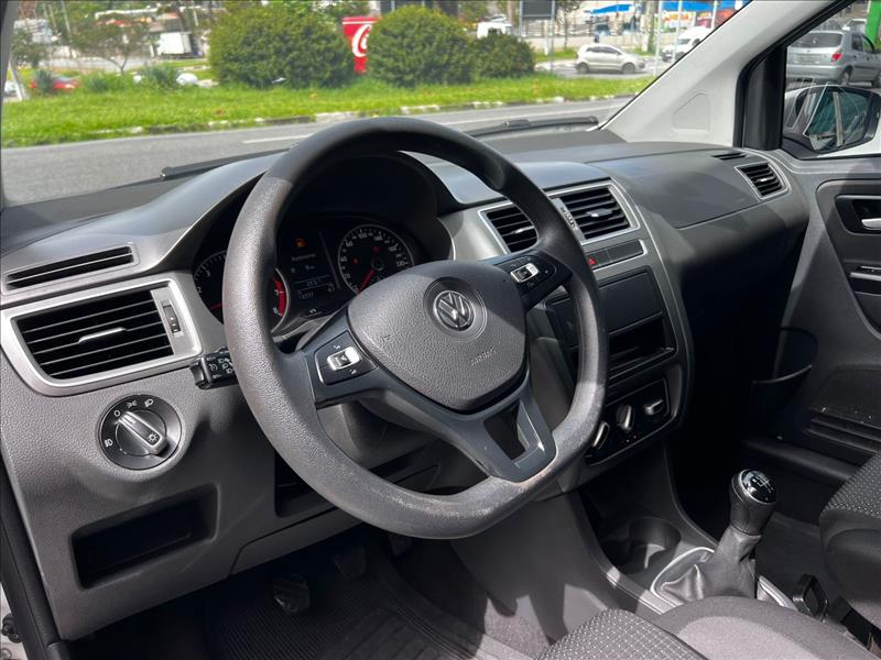 VOLKSWAGEN  FOX   1.6 MSI Connect 