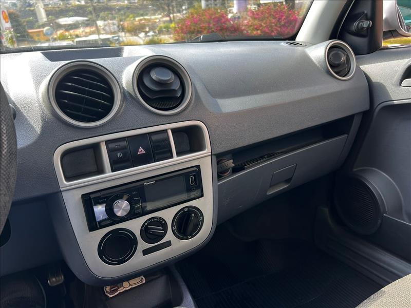 VOLKSWAGEN  SAVEIRO   1.6 MI Trend CS 8V G.IV 