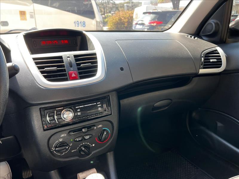 PEUGEOT  207   1.4 XR Passion 8V 