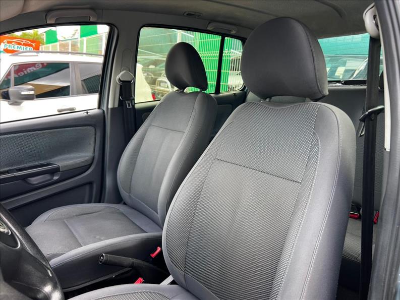 VOLKSWAGEN  FOX   1.0 MI 8V 