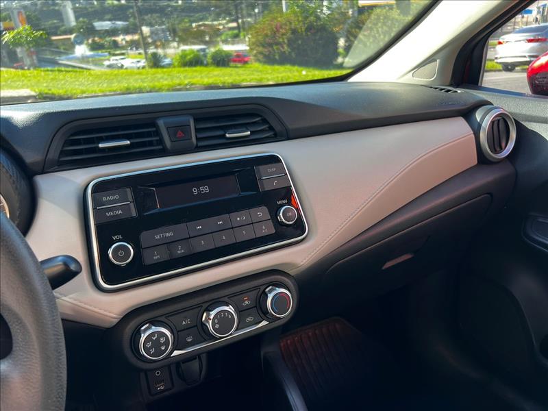 NISSAN  VERSA   1.6 16V Sense 