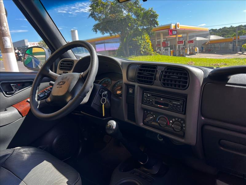 CHEVROLET  S10   2.4 MPFI Executive 4X2 CD 8V 