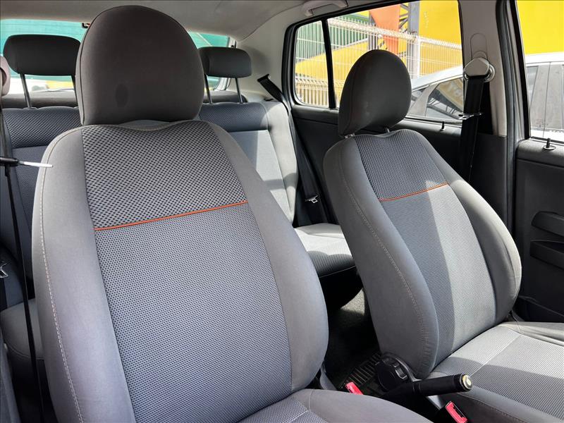 VOLKSWAGEN  FOX   1.0 MI 8V 