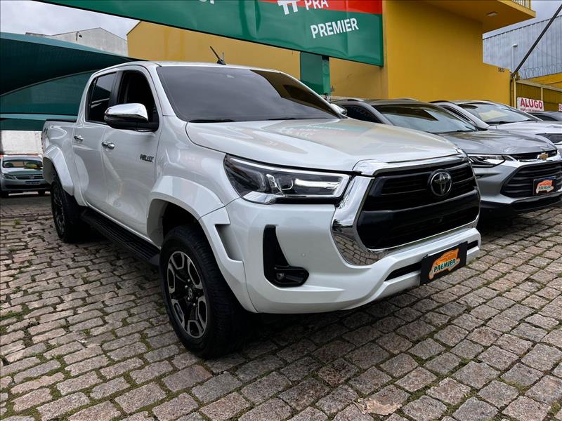 TOYOTA  HILUX   2.8 D-4d Turbo CD SRX Plus 4X4 