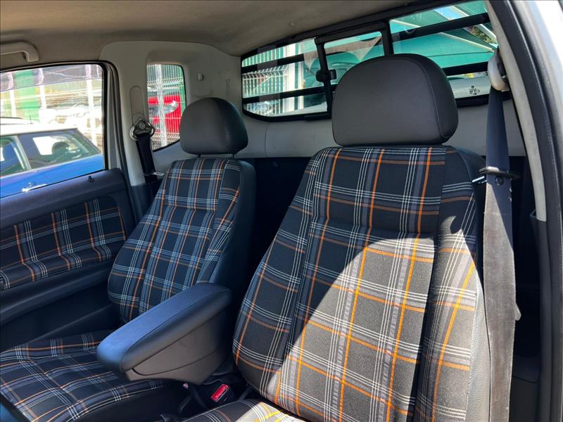 VOLKSWAGEN  SAVEIRO   1.6 MI Trooper CE 8V G.V 