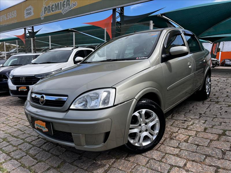 CHEVROLET  CORSA   1.4 MPFI Premium Sedan 8V 