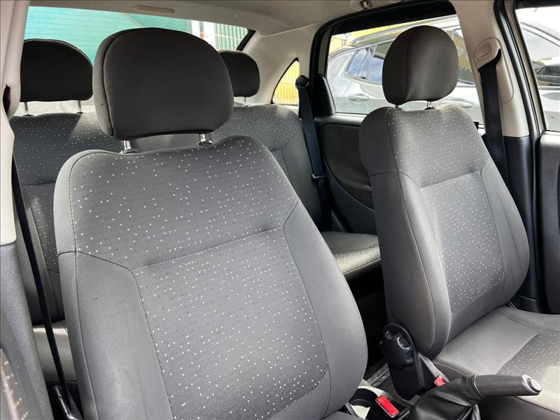 CHEVROLET  CORSA   1.4 MPFI Premium Sedan 8V 