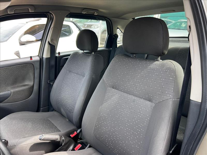 CHEVROLET  CORSA   1.4 MPFI Premium Sedan 8V 