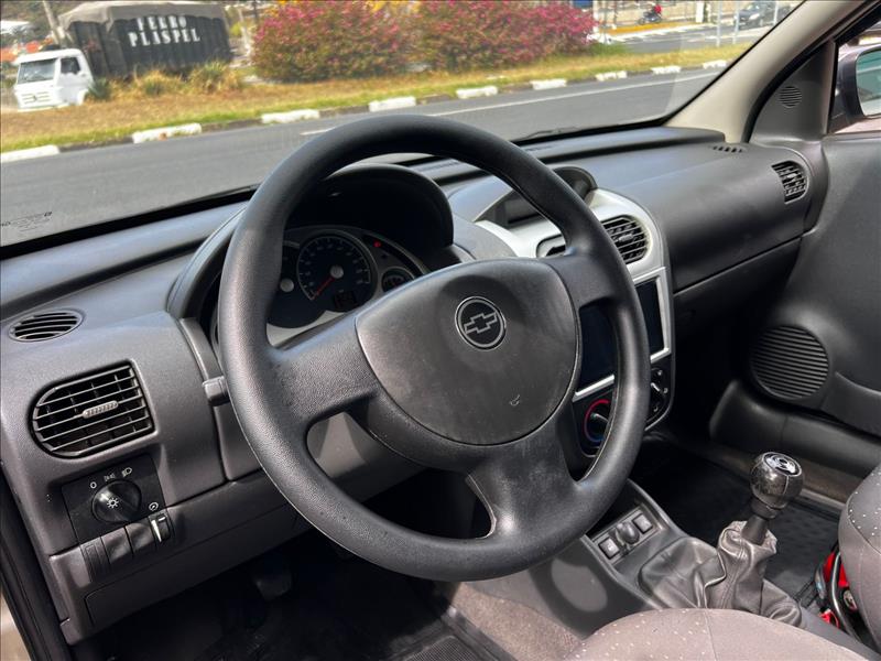 CHEVROLET  CORSA   1.4 MPFI Premium Sedan 8V 