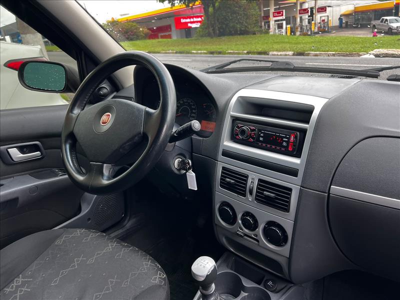 FIAT  PALIO   1.4 MPI Trekking Weekend 8V 