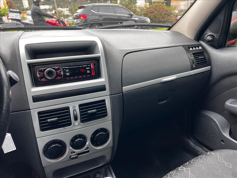 FIAT  PALIO   1.4 MPI Trekking Weekend 8V 