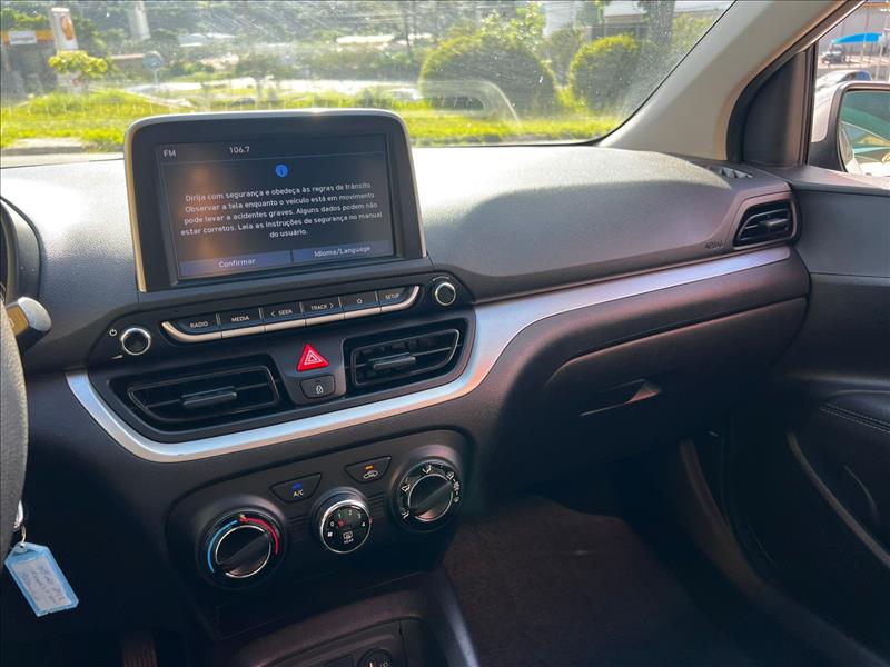 HYUNDAI  HB20   1.0 12V Evolution 