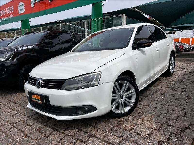 VOLKSWAGEN  JETTA   2.0 Comfortline 