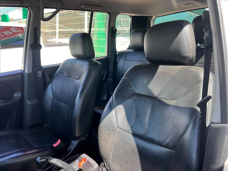 MITSUBISHI  PAJERO TR4   2.0 4X2 16V 140cv 