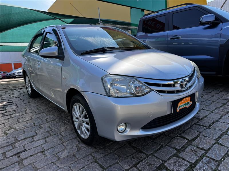 TOYOTA  ETIOS   1.5 XLS Sedan 16V 