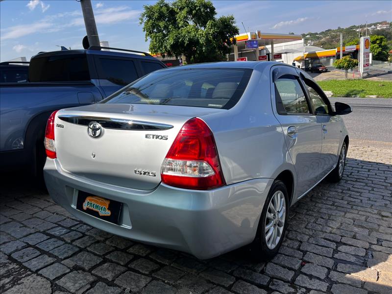 TOYOTA  ETIOS   1.5 XLS Sedan 16V 