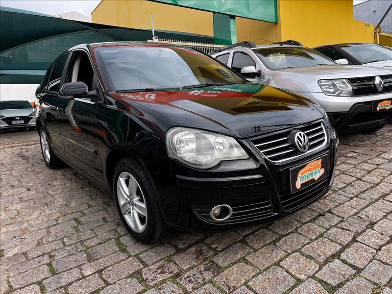 VOLKSWAGEN  POLO SEDAN   1.6 MI Comfortline 8V 