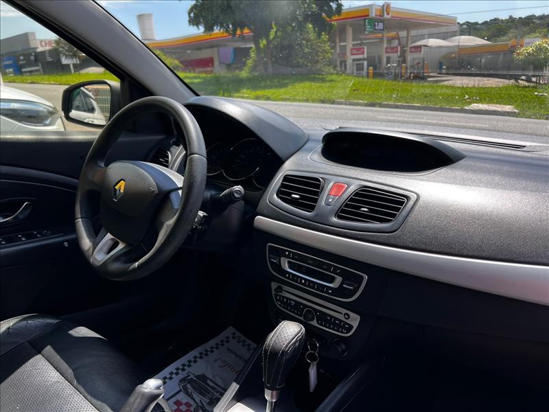 RENAULT  FLUENCE   2.0 Dynamique 16V 