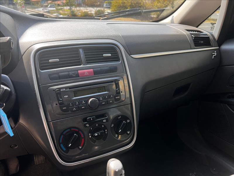 FIAT  PUNTO   1.6 Essence 16V 