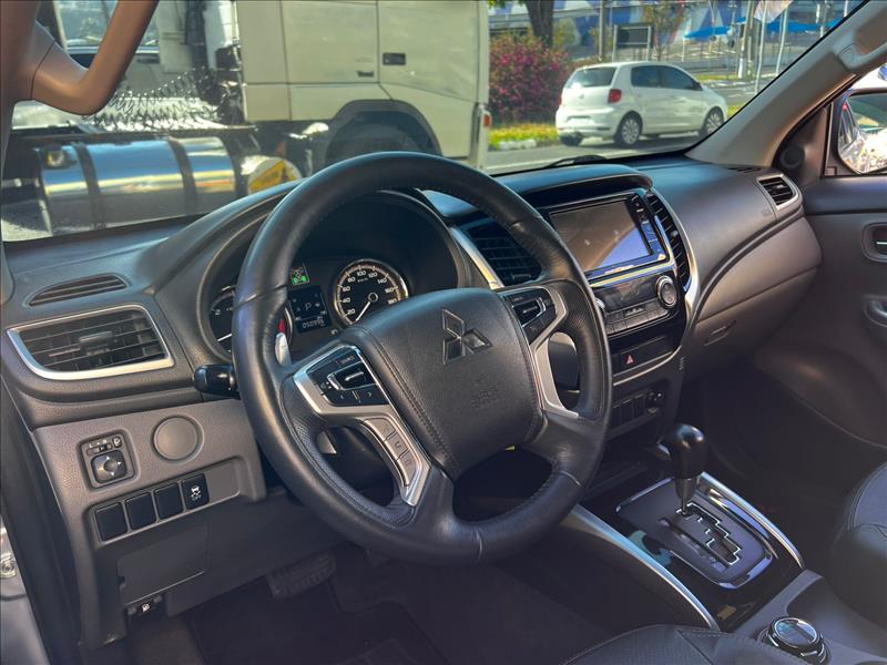 MITSUBISHI  L200 TRITON   2.4 16V Turbo Sport Hpe-s CD 4X4 