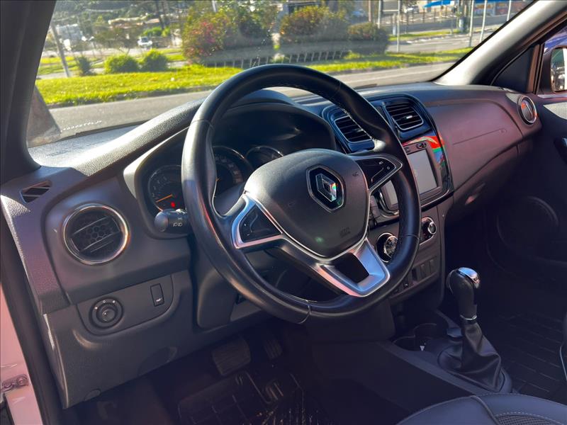 RENAULT  SANDERO   1.6 16V SCE Intense 