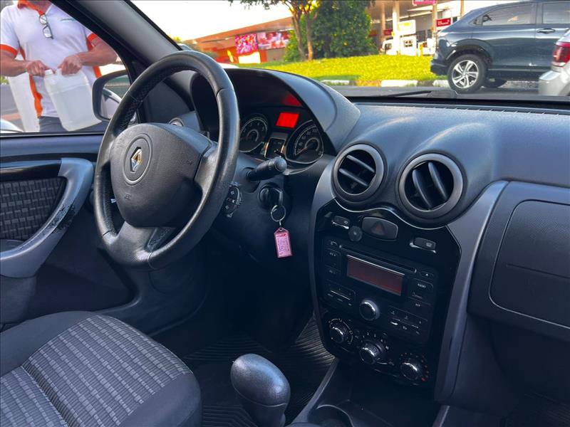 RENAULT  SANDERO   1.6 Privilége 16V 