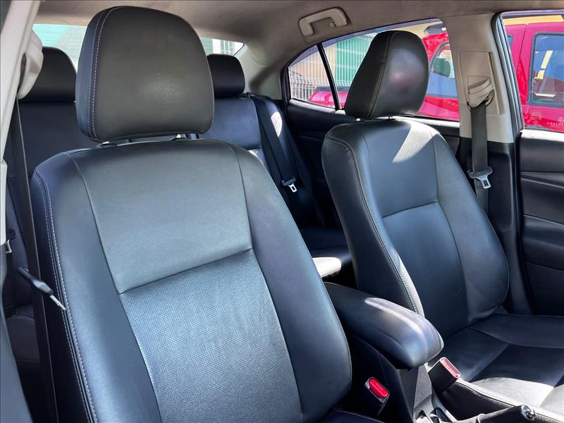 TOYOTA  YARIS   1.5 16V Sedan XS Connect 
