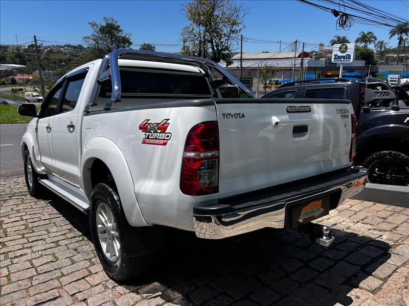 TOYOTA  HILUX   3.0 SRV TOP 4X4 CD 16V Turbo Intercooler 