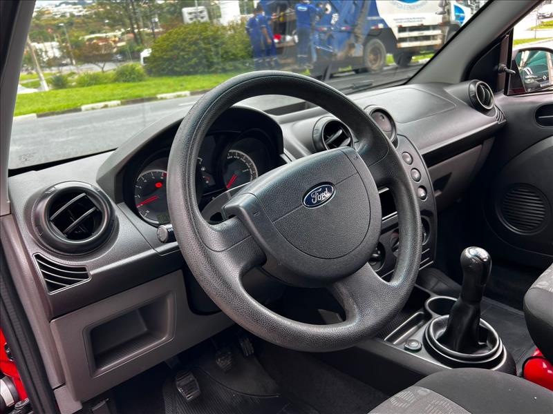 FORD  FIESTA   1.0 Rocam Hatch 8V 