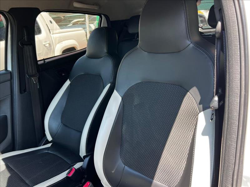 RENAULT  KWID   1.0 12V SCE Intense 