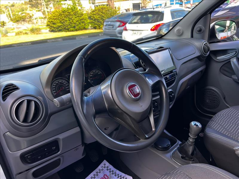 FIAT  PALIO   1.4 MPI Attractive 8V 
