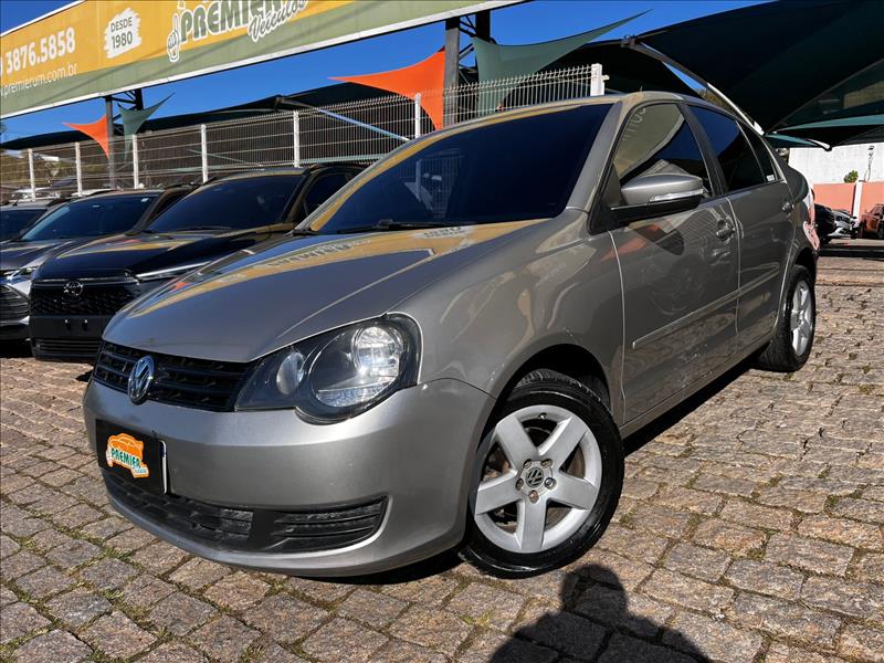 VOLKSWAGEN  POLO   1.6 MI 8V 