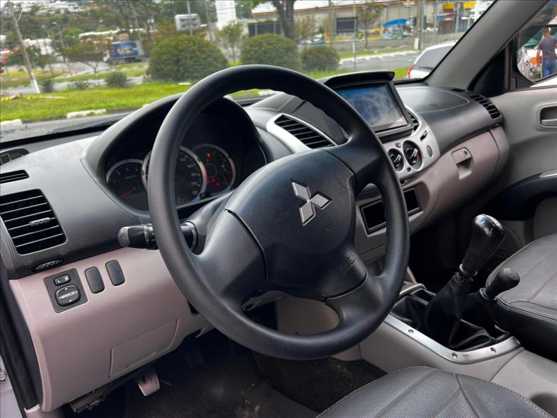 MITSUBISHI  L200 TRITON   3.2 HPE 4X4 CD 16V Turbo Intercooler 