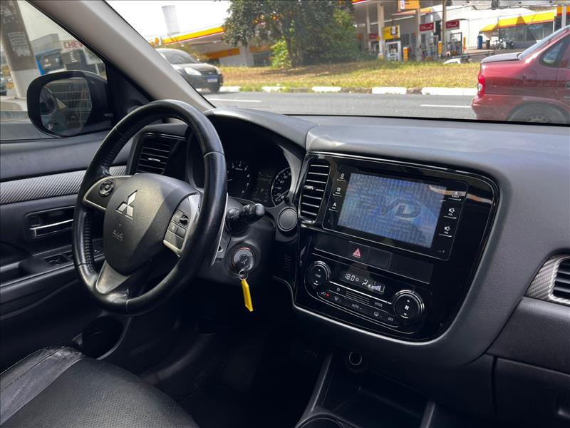 MITSUBISHI  OUTLANDER   2.0 16V 