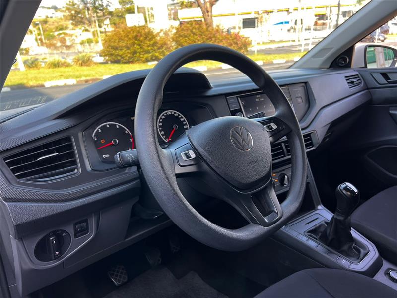 VOLKSWAGEN  POLO   1.0 MPI 