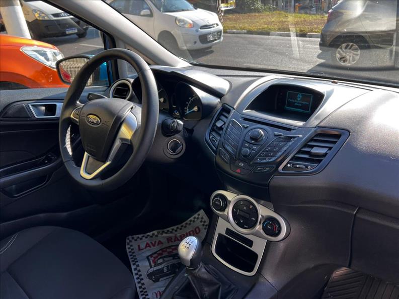 FORD  FIESTA   1.6 SE Hatch 16V 
