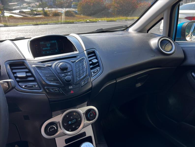FORD  FIESTA   1.6 SE Hatch 16V 