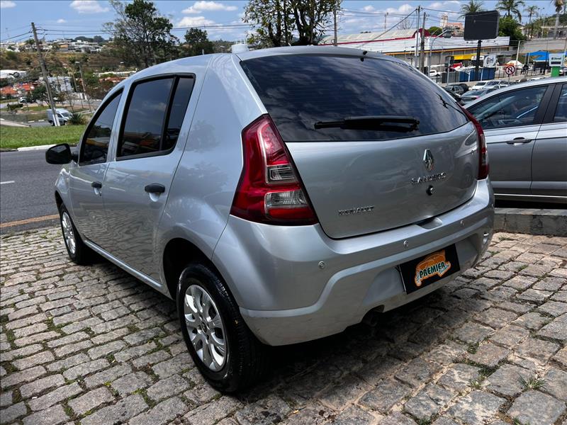 RENAULT  SANDERO   1.0 Authentique 16V 