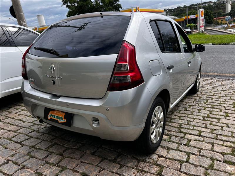 RENAULT  SANDERO   1.0 Authentique 16V 